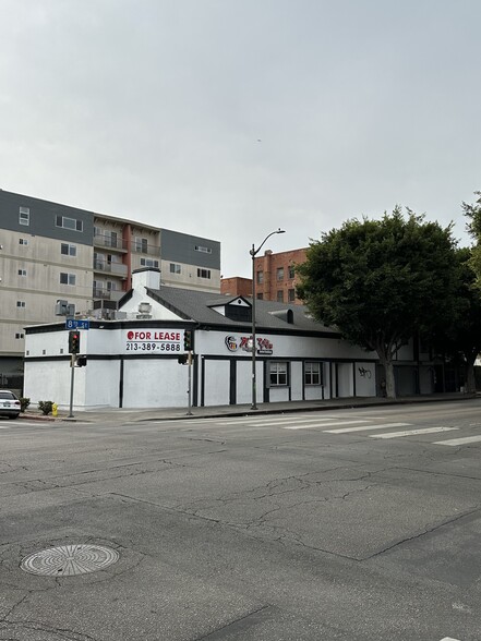 3428-3444 W 8th St, Los Angeles, CA for lease - Building Photo - Image 1 of 3