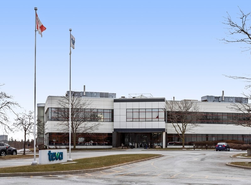 30 Novopharm Ct, Toronto, ON for sale - Building Photo - Image 1 of 1