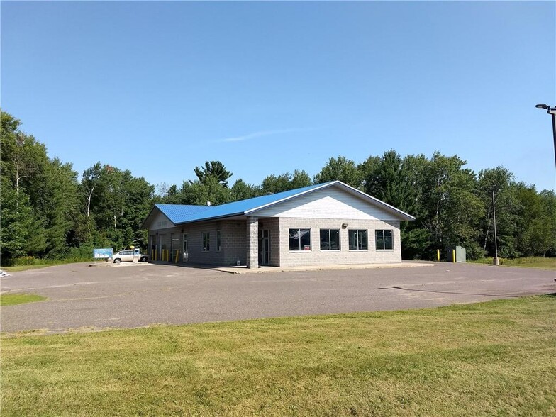 1870 Elm St, Cumberland, WI for sale - Primary Photo - Image 1 of 1