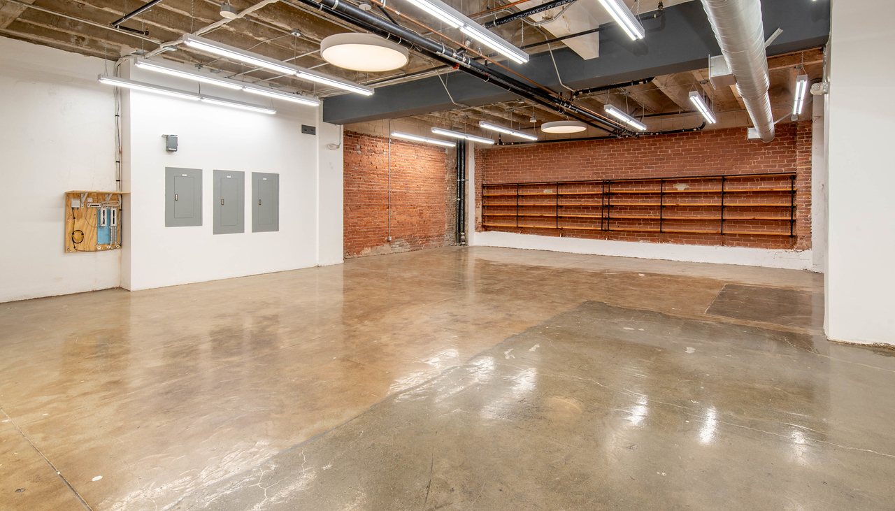 731 S Broadway, Los Angeles, CA for lease Building Photo- Image 1 of 11