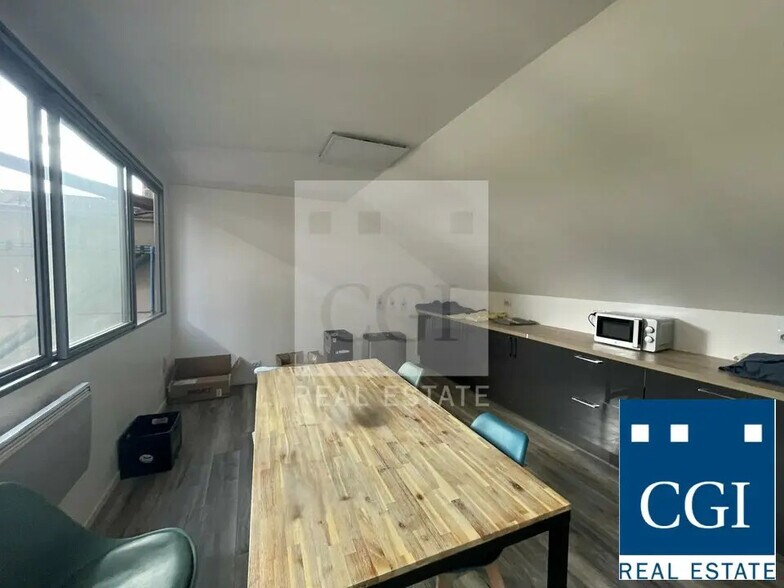 Flex in SAINT-MARTIN-D'HERES for lease - Building Photo - Image 3 of 4