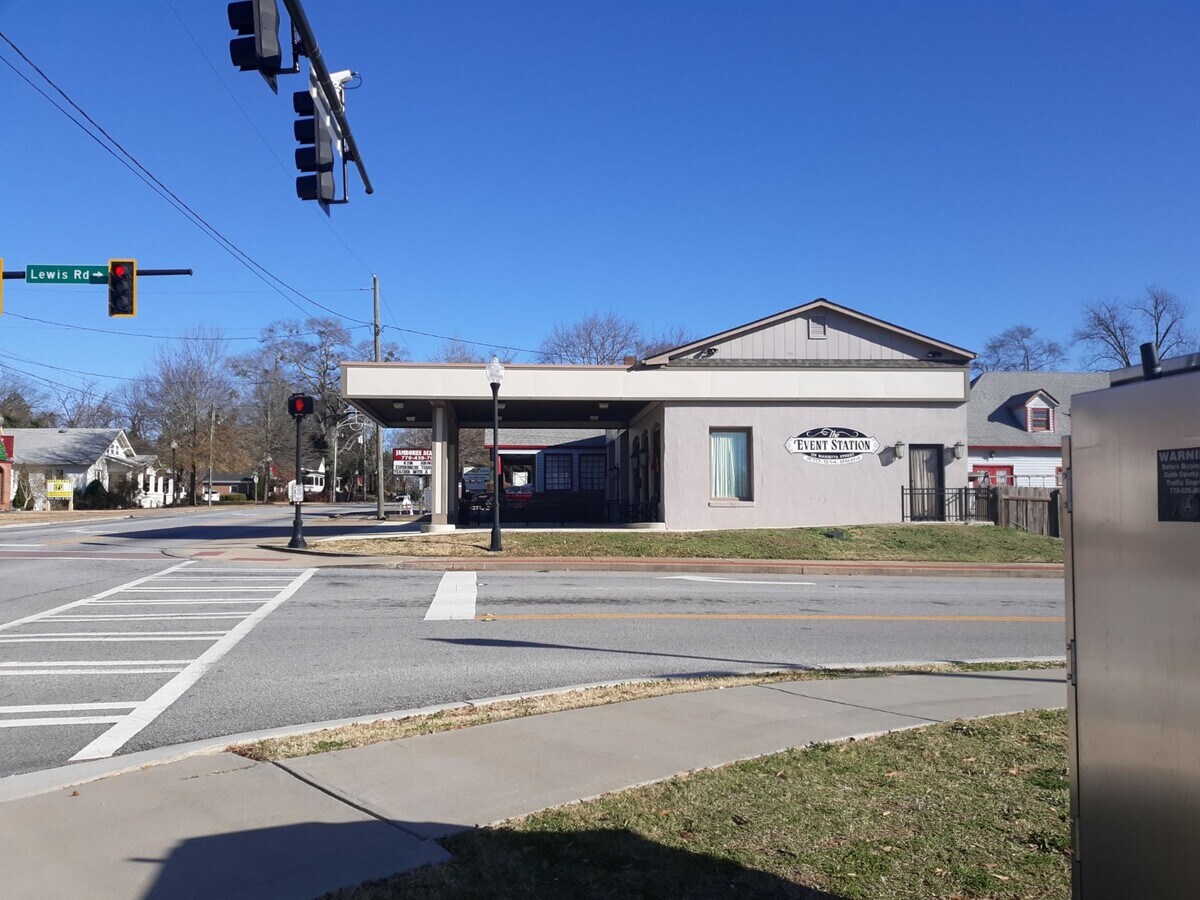 3228 New Macland Rd, Powder Springs, GA 30127