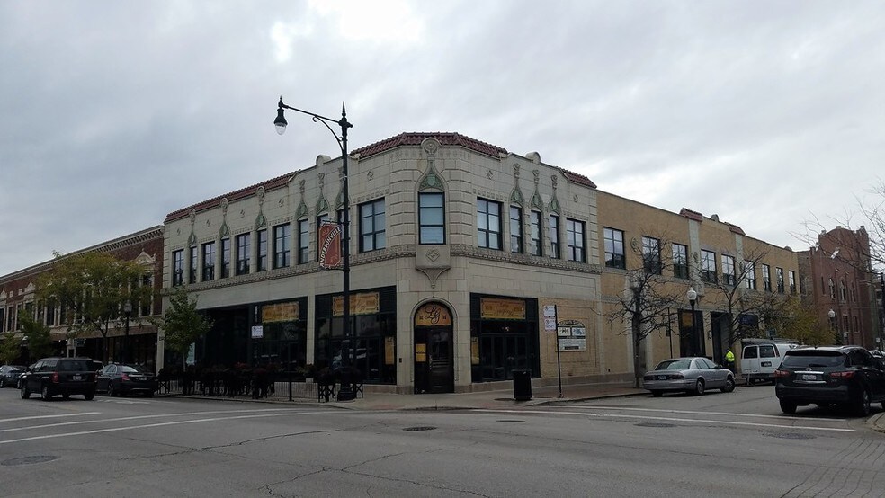 15091515 W Berwyn Ave, Chicago, IL 60640