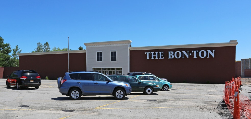 5725 S Transit Rd, Lockport, NY for sale - Primary Photo - Image 1 of 1