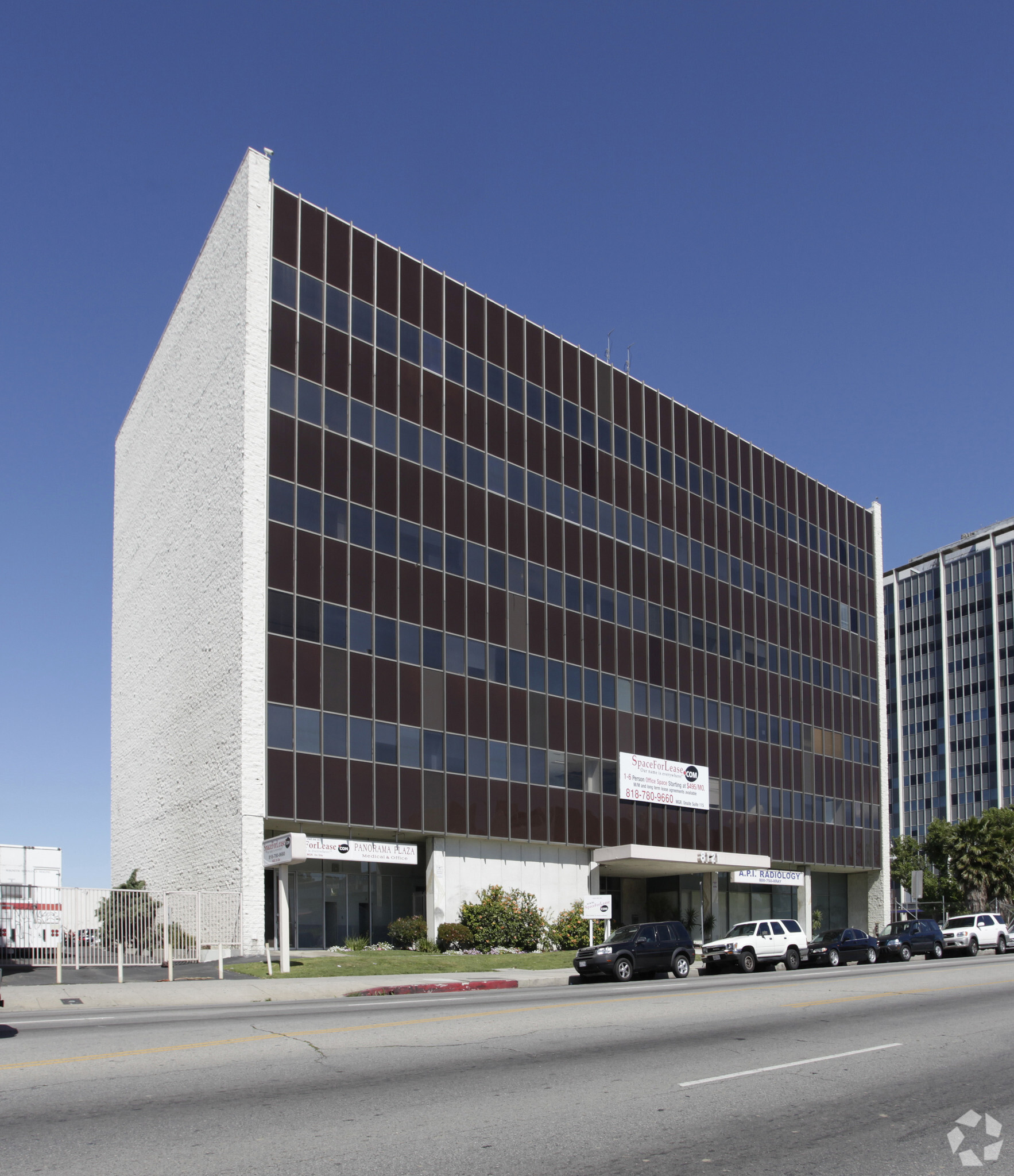 8121 Van Nuys Blvd, Panorama City, CA for sale Primary Photo- Image 1 of 1