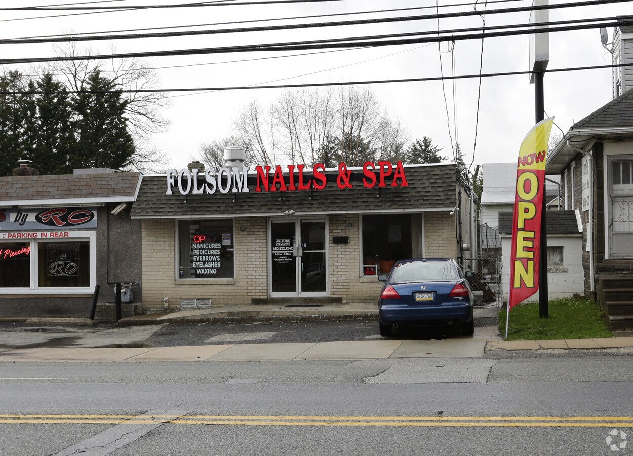 1406 Macdade Blvd, Folsom, PA 19033 Retail for Sale