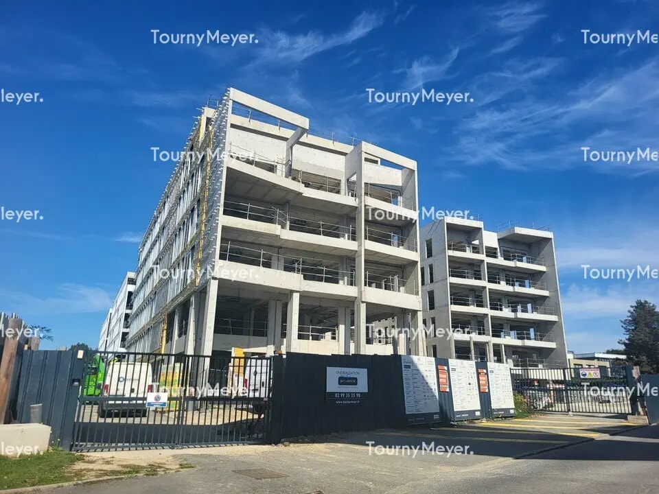 Office in Cesson-Sévigné for lease Building Photo- Image 1 of 9