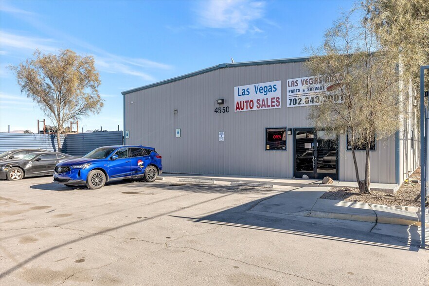 4550 Smiley Rd, Las Vegas, NV for sale - Building Photo - Image 1 of 1
