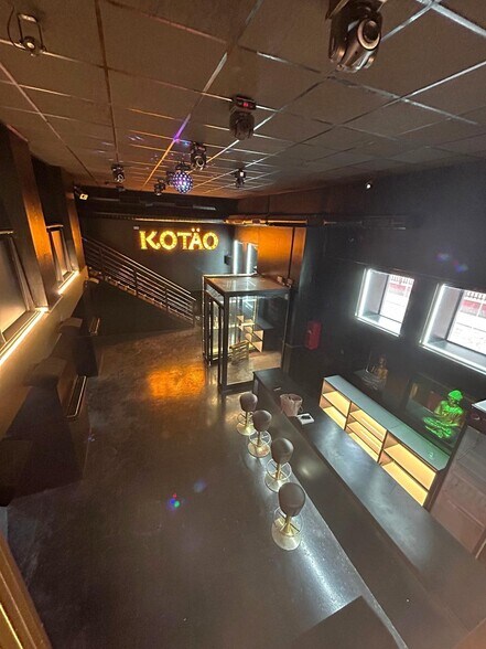 Retail in Murcia for lease - Building Photo - Image 1 of 9