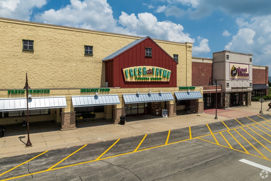 5320-5360 Northwest Hwy, Crystal Lake, IL for lease - Primary Photo - Image 1 of 5