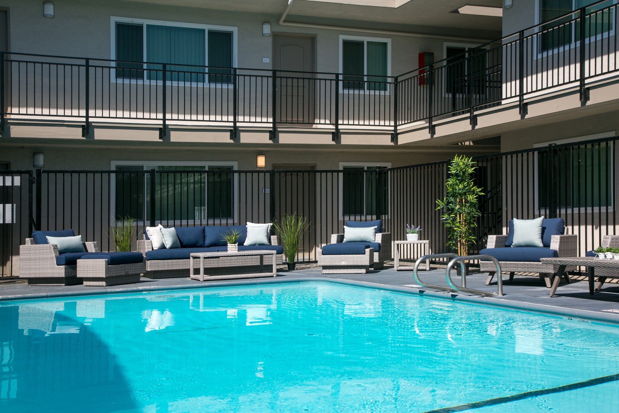 26603 Gading Rd, Hayward, CA 94544 Vivante Apartments