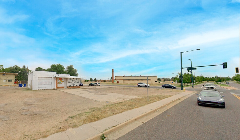 1100 Yosemite St, Aurora, CO for sale - Building Photo - Image 3 of 6