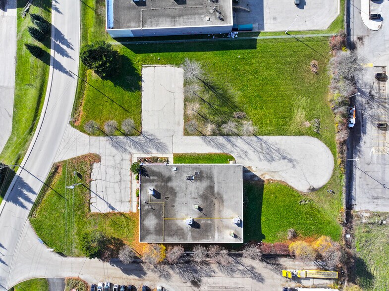 59 Montclair Dr, Woodstock, ON for sale - Building Photo - Image 1 of 11