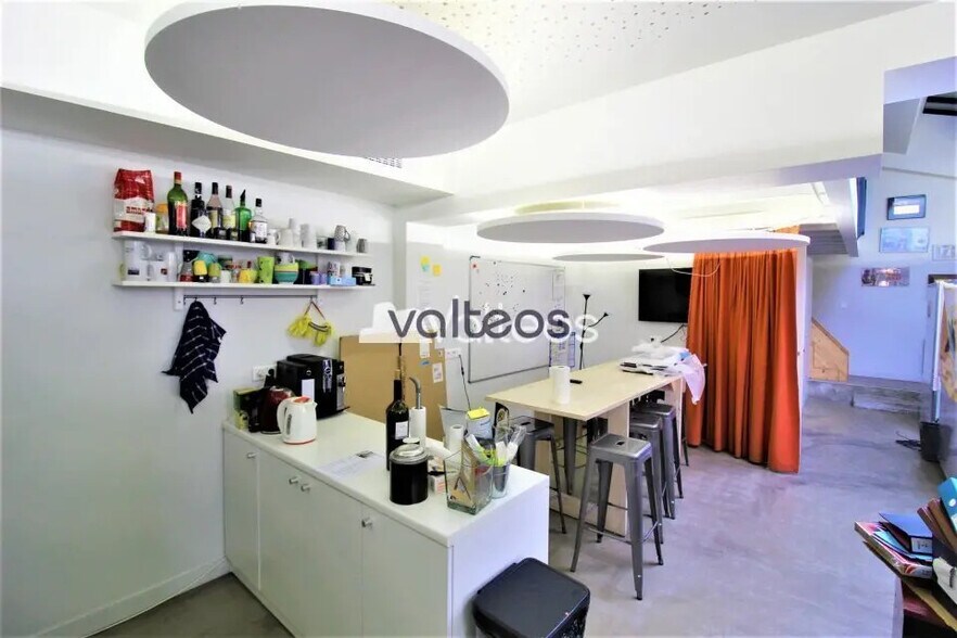 14 Rue Saint Charles, Toulouse for lease - Interior Photo - Image 2 of 8