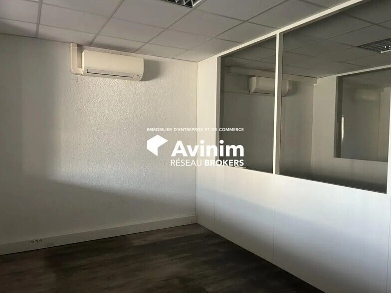 Office in Colomiers for lease - Interior Photo - Image 1 of 4
