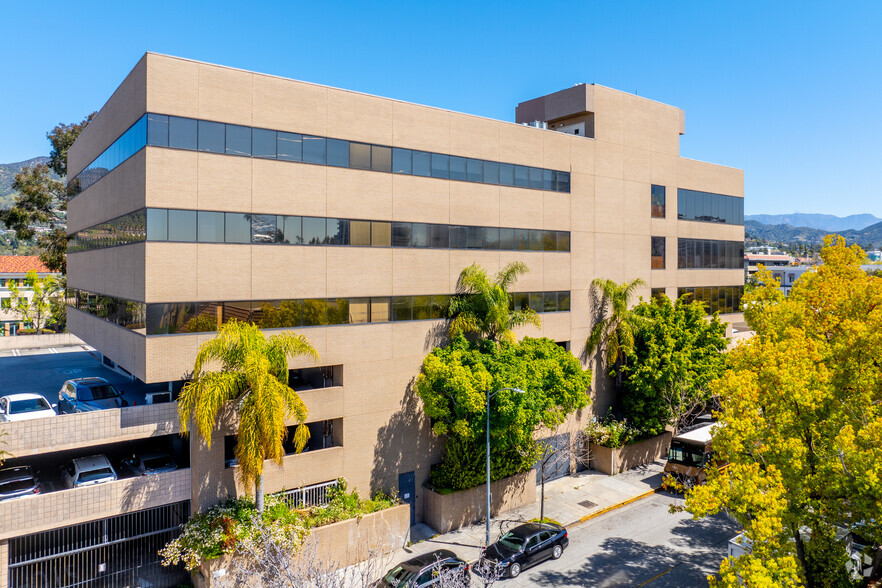 435 Arden Ave, Glendale, CA for sale - Primary Photo - Image 1 of 1