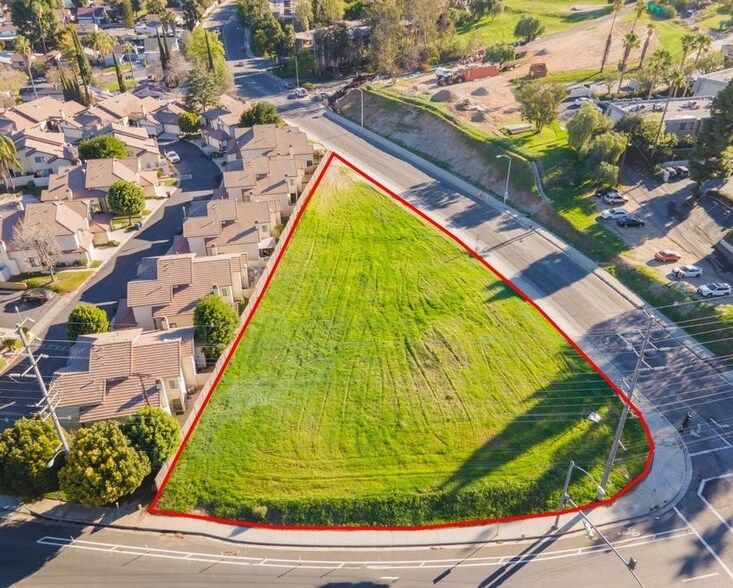 5050 Canyon Crest Dr, Riverside, CA 92507