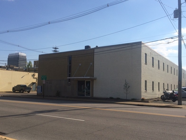 312-314 Martin Luther King Jr Blvd, Evansville, IN for lease - Building Photo - Image 1 of 9