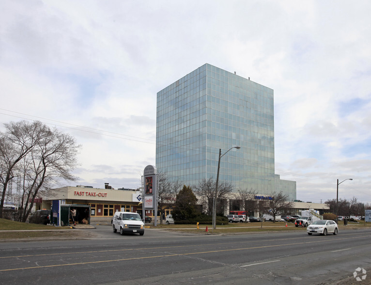 1000 Finch Ave W, Toronto, ON for lease - Building Photo - Image 2 of 4