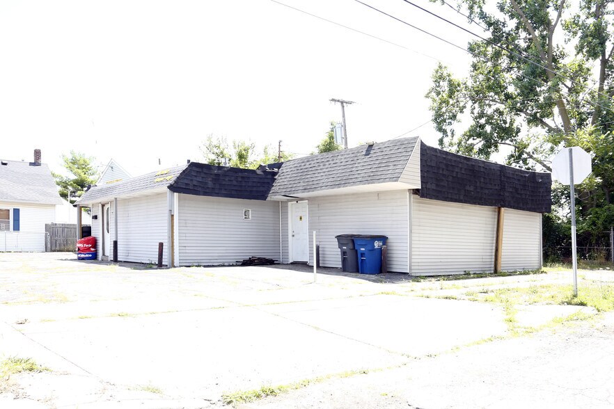 529-531 W Sylvania Ave, Toledo, OH for sale - Primary Photo - Image 1 of 1