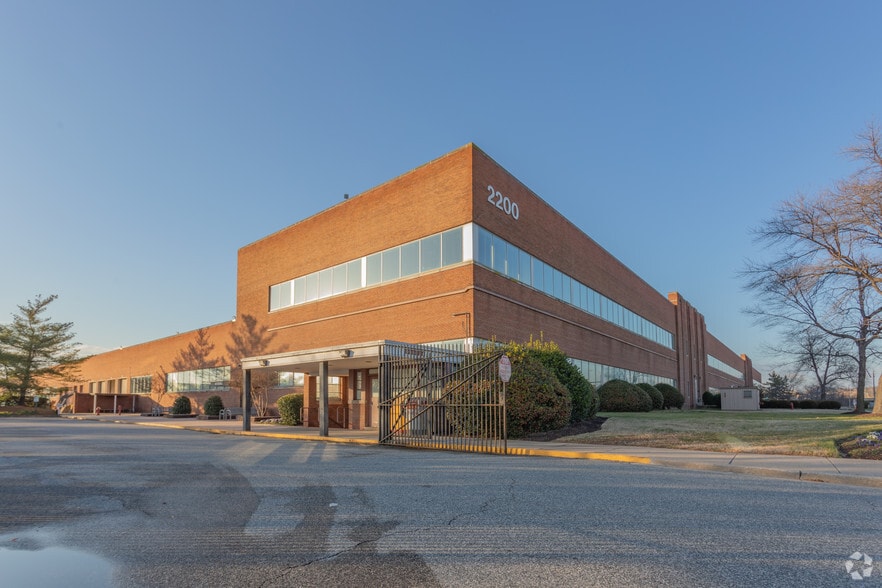 2200 Broening Hwy, Baltimore, MD for sale - Primary Photo - Image 1 of 1