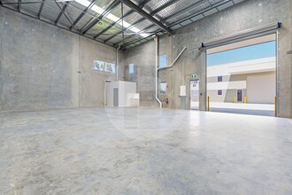 104 Ham St, South Windsor for lease Interior Photo- Image 1 of 3