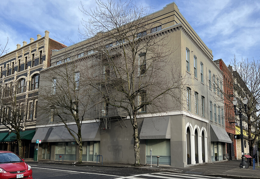 55 SW Yamhill St, Portland, OR for lease - Building Photo - Image 1 of 10