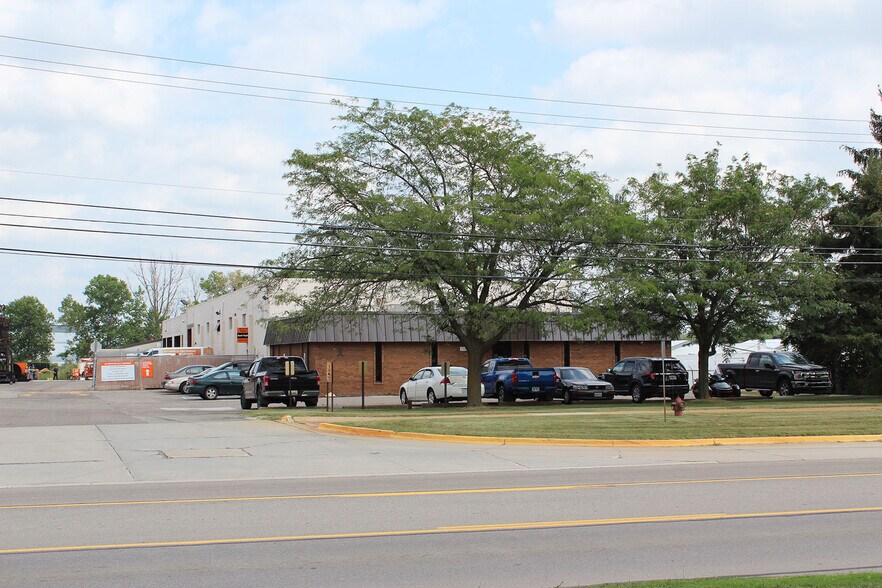 29830 Beck Rd, Wixom, MI for sale - Building Photo - Image 1 of 1