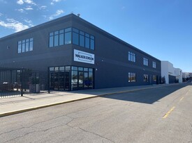 River Pointe Plaza Office/Warehouse/Showroom - Warehouse