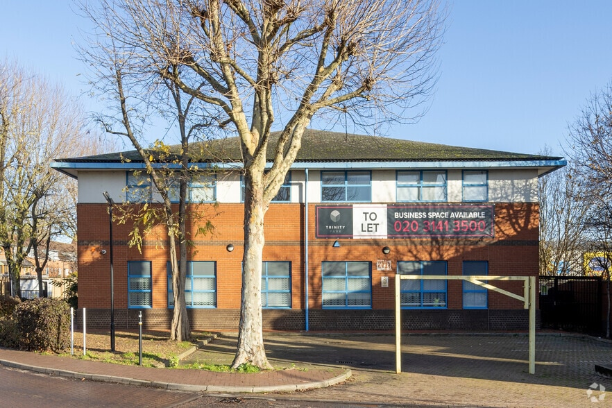Trinity Park, London for sale - Primary Photo - Image 1 of 1
