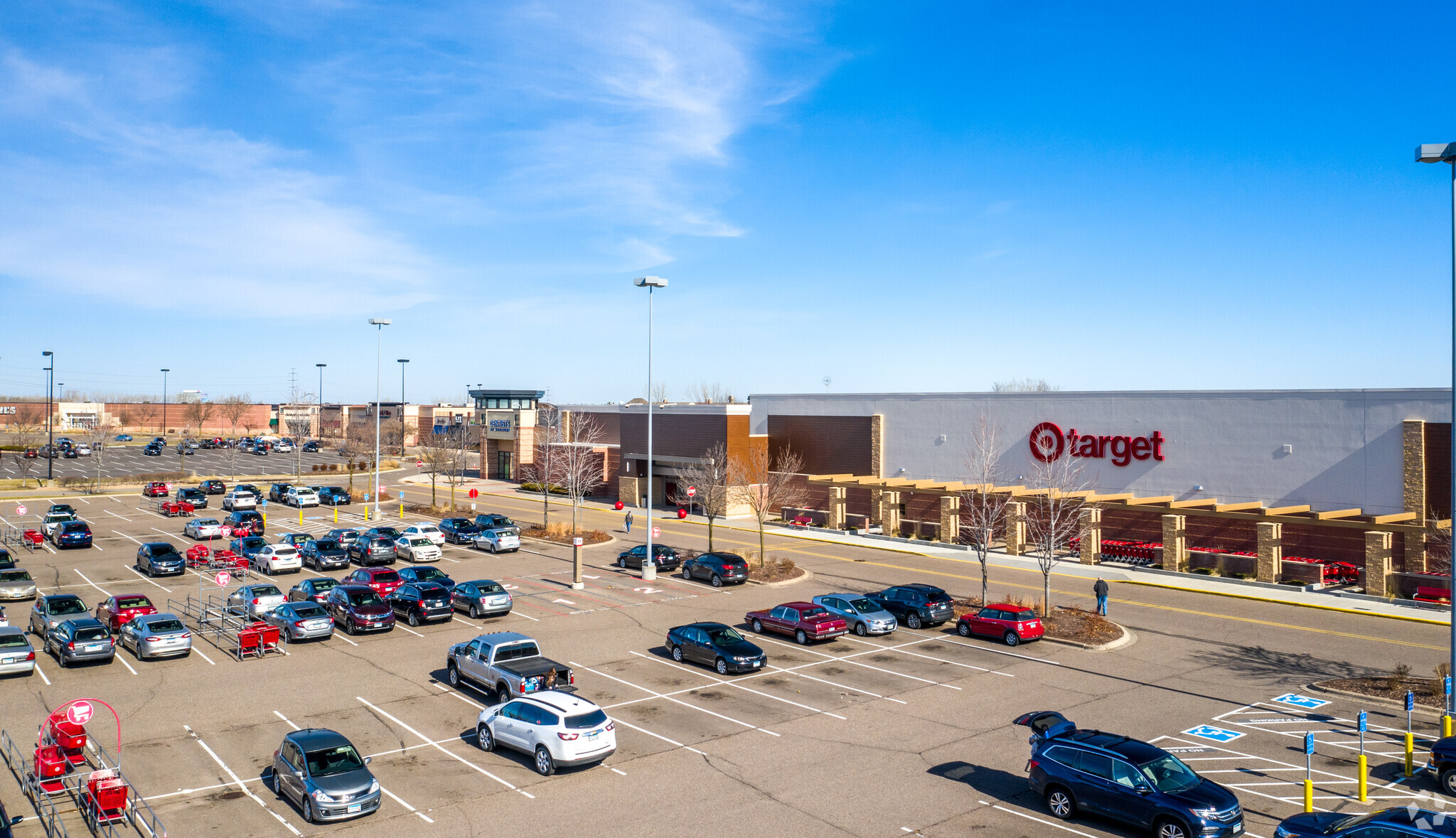 7100-7200 Valley Creek Plz, Woodbury, MN for lease Building Photo- Image 1 of 24