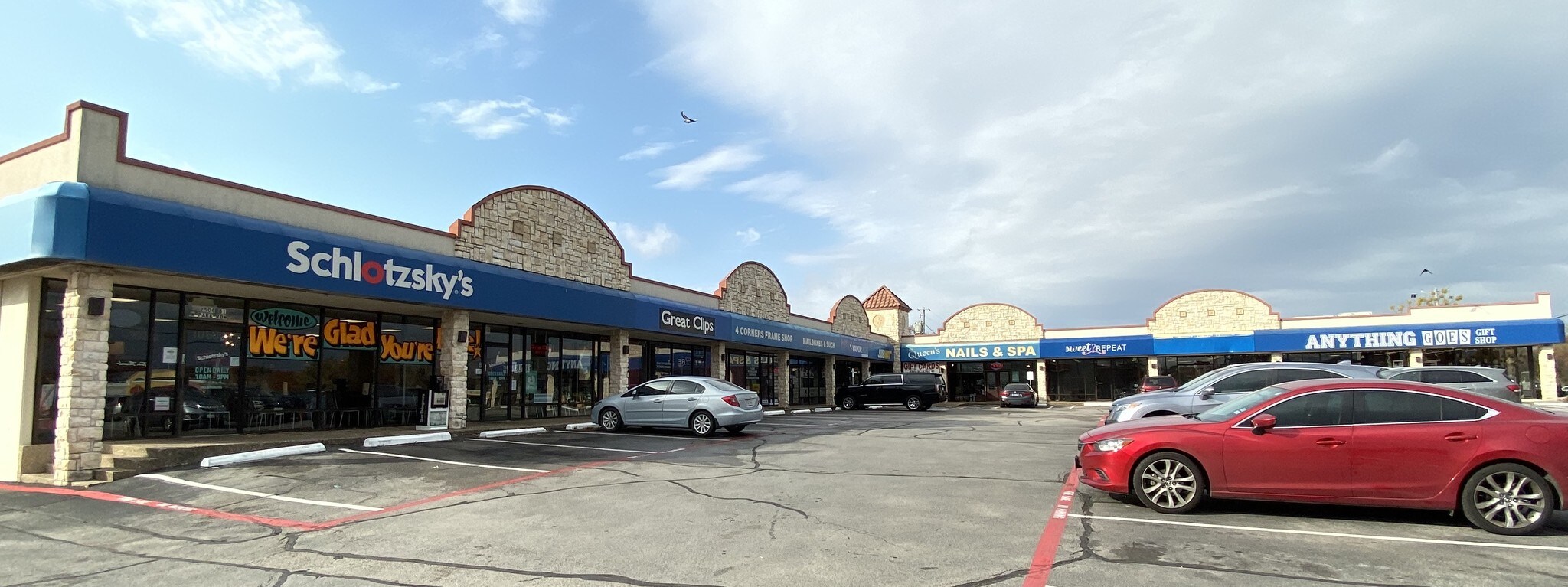 2504 W Park Row Dr, Pantego, TX 76013