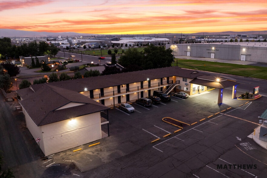 500 F St SW, Quincy, WA for sale - Building Photo - Image 1 of 3