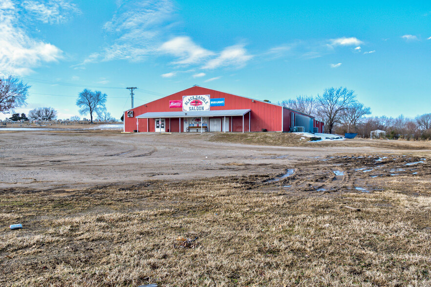 223 E Rose Ave, Caney, KS for sale - Primary Photo - Image 1 of 1