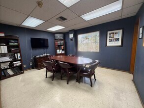 8101 San Gabriel Dr, Laredo, TX for lease Interior Photo- Image 2 of 3