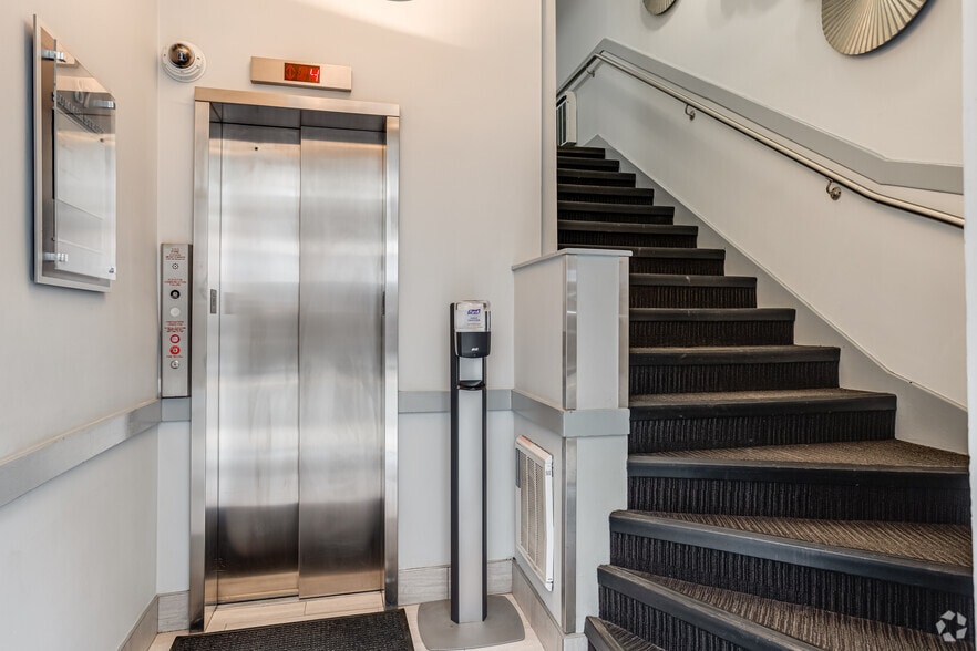 87 Summer St, Boston, MA for lease - Lobby - Image 2 of 6