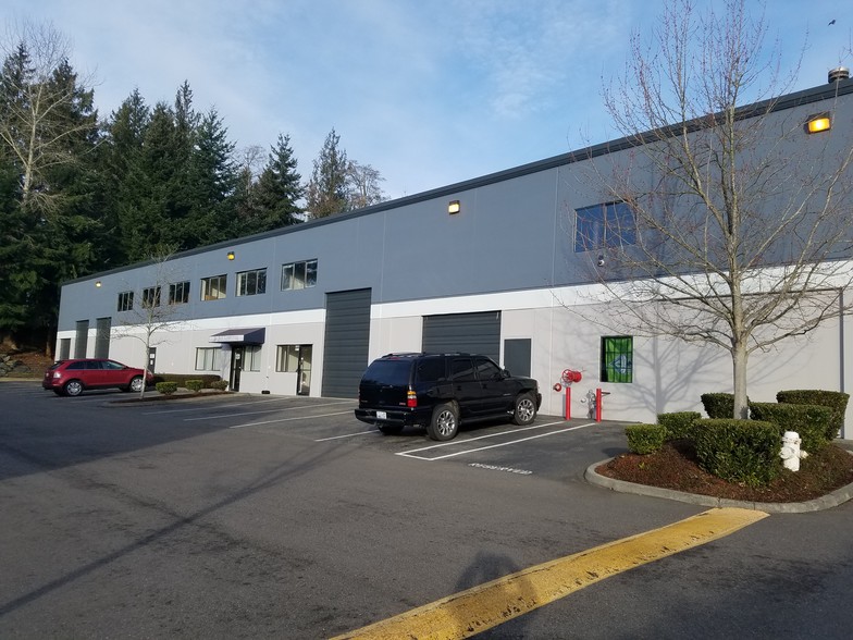 11604 Airport Rd, Everett, WA for lease - Primary Photo - Image 1 of 3