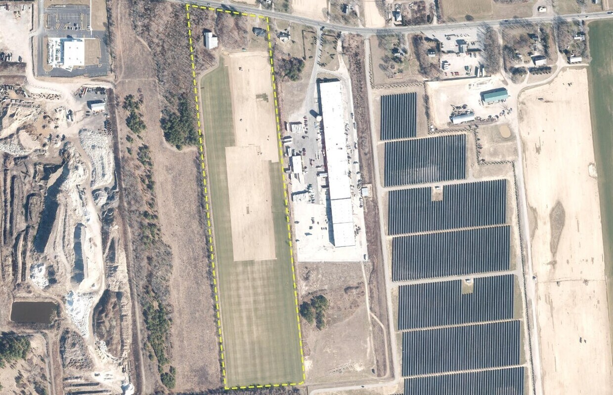 4245 4227 Middle Country Rd, Calverton, NY 11933 BuildToSuit