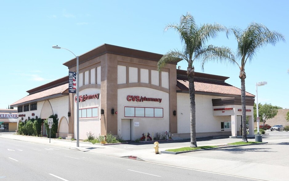 3401 Katella Ave, Los Alamitos, CA for sale - Building Photo - Image 1 of 1