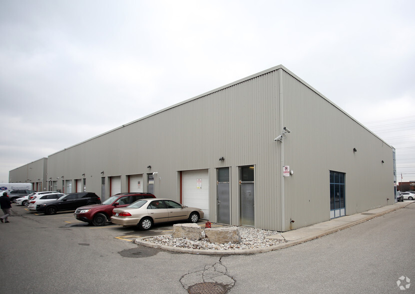 1315 Derry Rd, Mississauga, ON for lease - Building Photo - Image 3 of 4