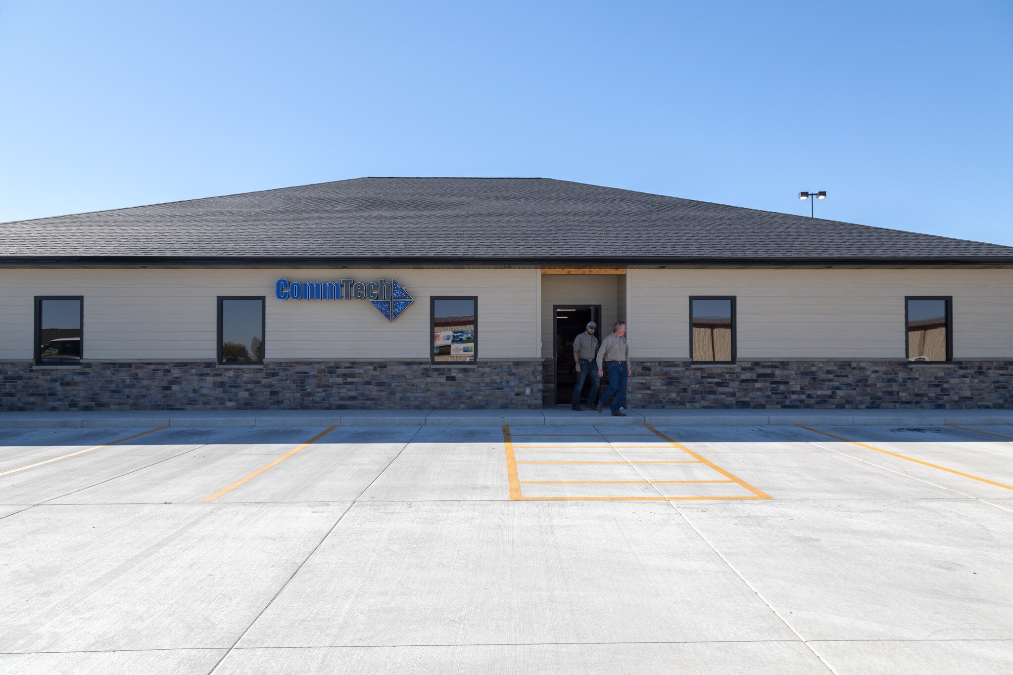 1601 Lowell Ave, Pierre, SD for sale Primary Photo- Image 1 of 1