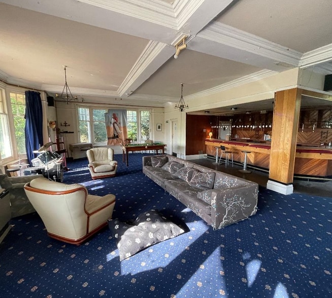 Westgate Rd, Beckenham for lease - Interior Photo - Image 3 of 4