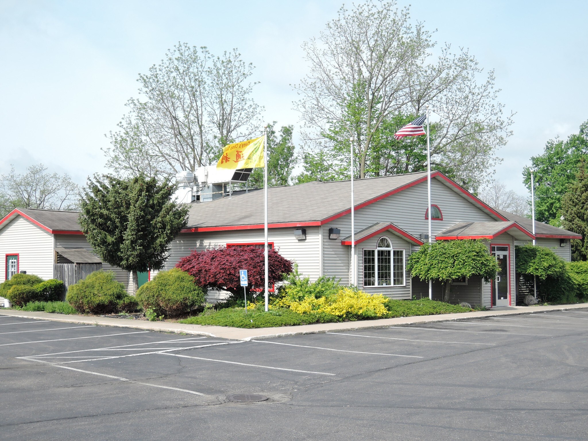 451 Michigan Ave W, Battle Creek, MI for sale Primary Photo- Image 1 of 1