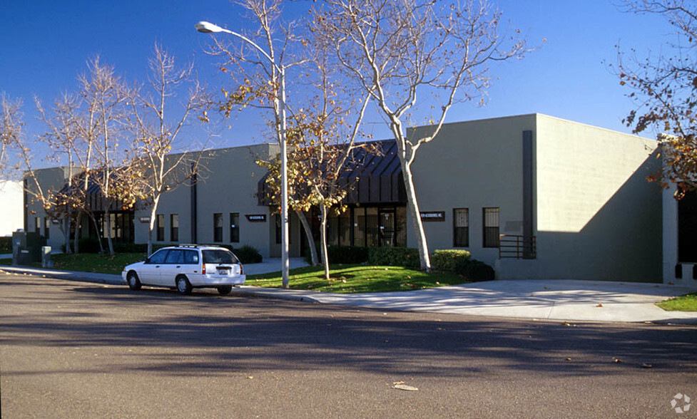 675-693 Marsat Ct, Chula Vista, CA for lease - Building Photo - Image 3 of 26