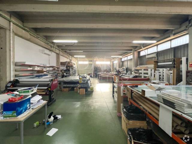 Industrial in Leganés, MAD for lease - Primary Photo - Image 1 of 25