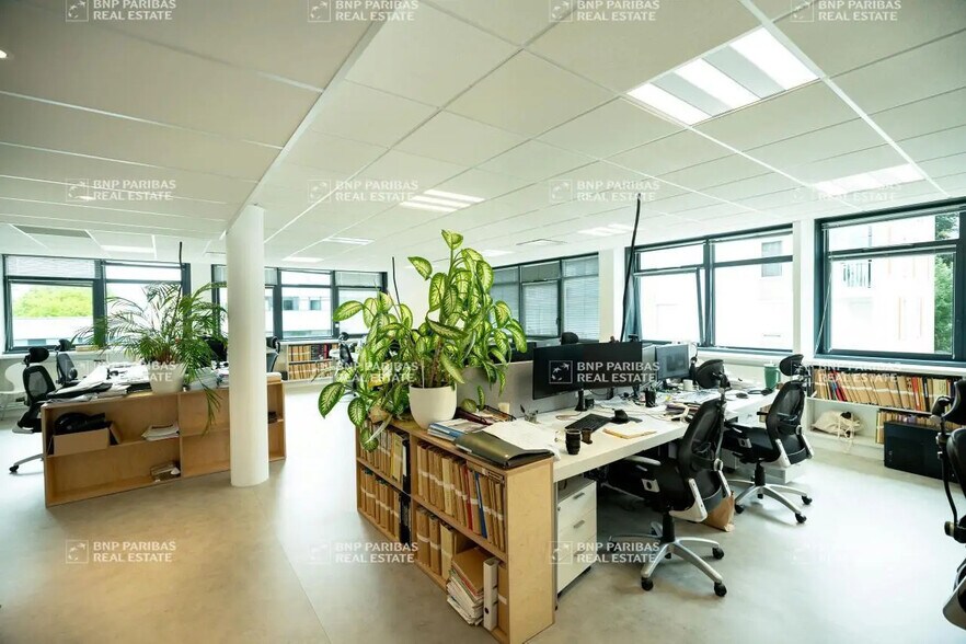Office in Rennes for sale - Building Photo - Image 3 of 5