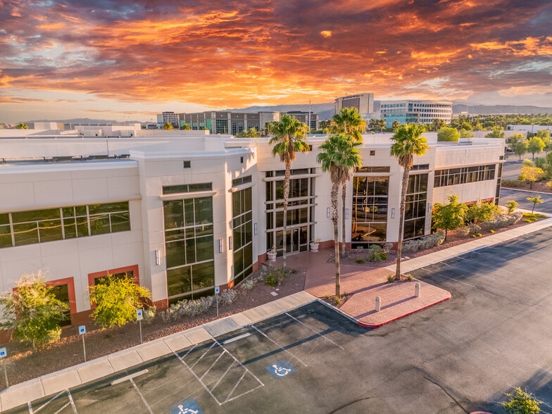 10615 Park Run Dr, Las Vegas, NV for sale - Building Photo - Image 1 of 10
