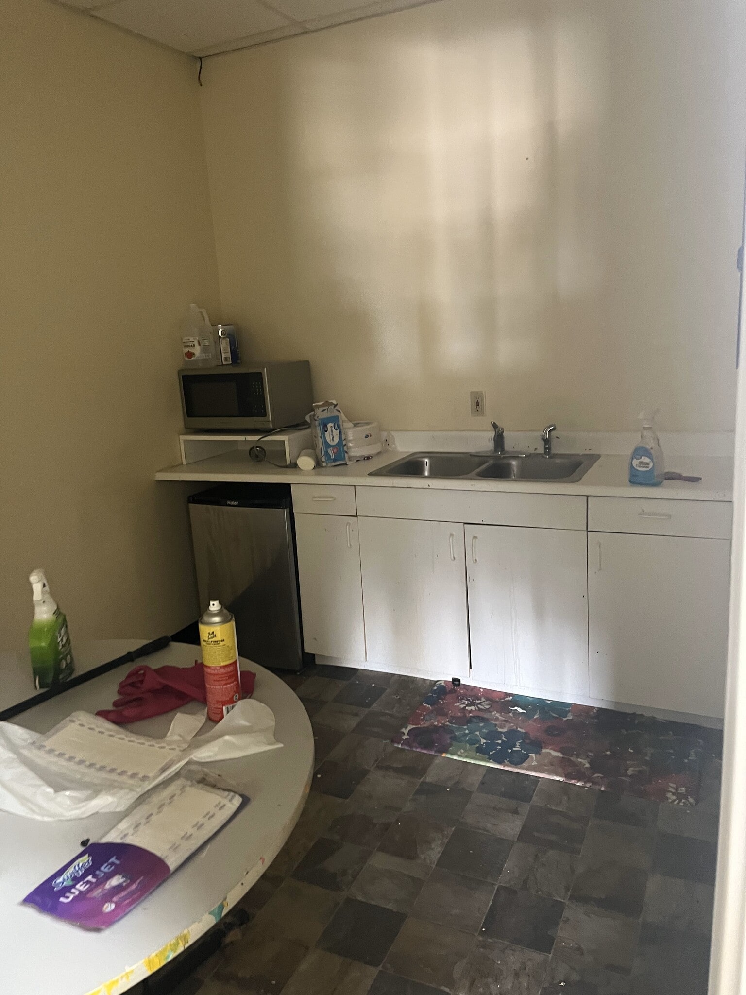 900-950 Happy Valley Rd, Glasgow, KY for lease Building Photo- Image 1 of 7