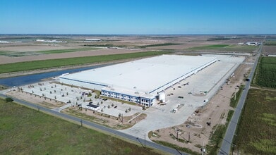 9701 S Veterans Rd, Pharr, TX for lease Building Photo- Image 1 of 3