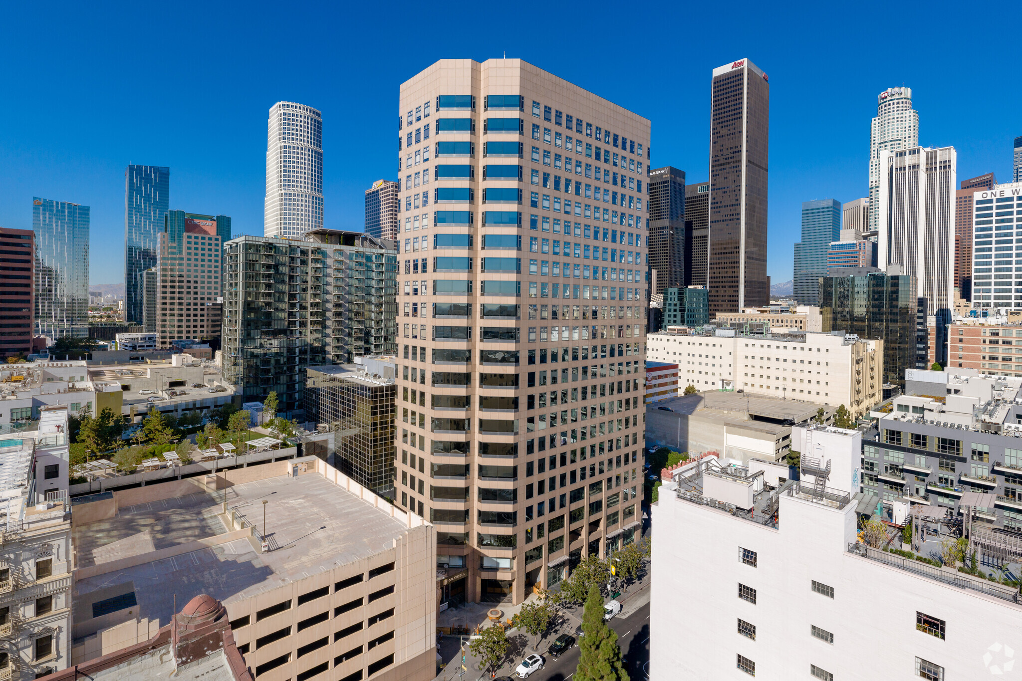 801 S Grand Ave, Los Angeles, CA for lease Building Photo- Image 1 of 20